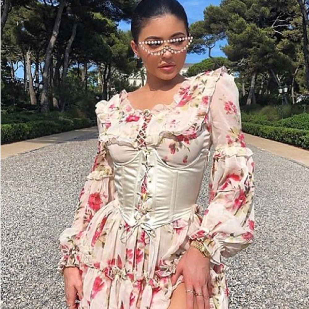 Dress floral Kylie Jenner - Picture 2 of 3